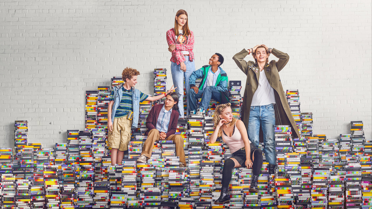Watch Everything Sucks! | Netflix Official Site